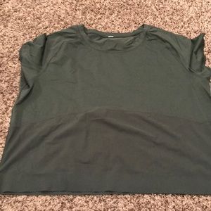 Lululemon top